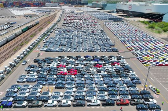 Movimiento de vehículos en puertos mexicanos se mantiene plano al primer cuatrimestre